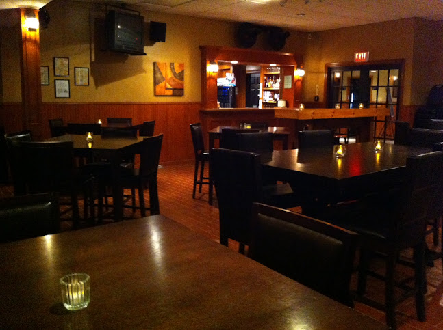 Emerald Community Centre - Boxcar Pub & Grill - Hospitality and gastronomy