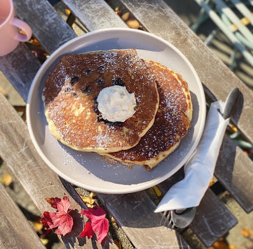 Jonathan's Restaurant - Hospitality and gastronomy