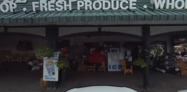 The Apple Factory Farm Market