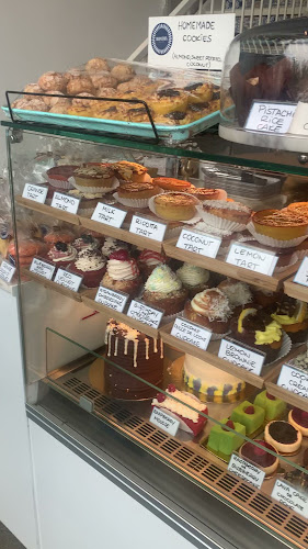 Opinii despre Bom Dia Café & Bakery - Queen în Toronto - Hospitality and gastronomy