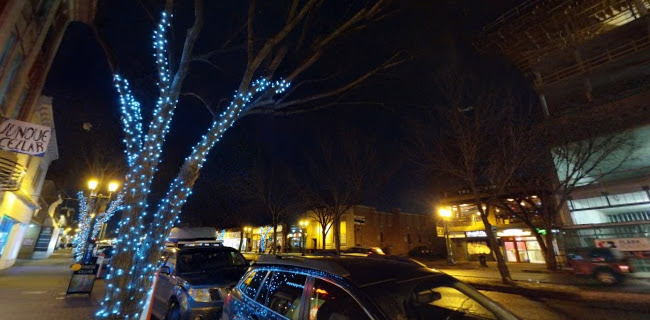 Yiannis Taverna Greek Restaurant