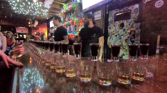 Opinii despre Queen St. Warehouse în Toronto - Hospitality and gastronomy