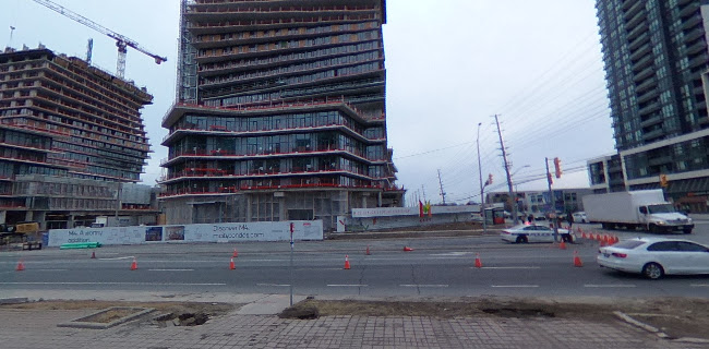 350 Burnhamthorpe Rd W, Mississauga, ON L5B 0N1