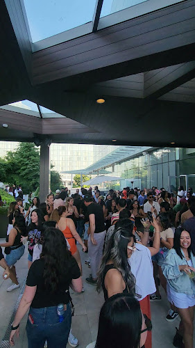 39 Smithe St, Vancouver, BC V6B 0R3