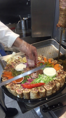 Opinii despre Zay Zaman Shawarma în Kitchener - Hospitality and gastronomy