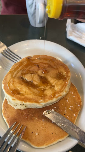 5810 Stanley Ave, Niagara Falls, ON L2G 3X8