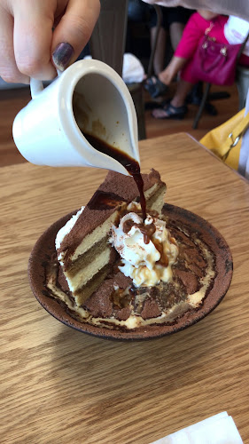 Opinii despre Snowday Bingsu Cafe în Thornhill - Hospitality and gastronomy