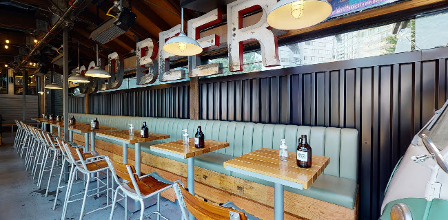 CRAFT Beer Market English Bay - Hospitality and gastronomy