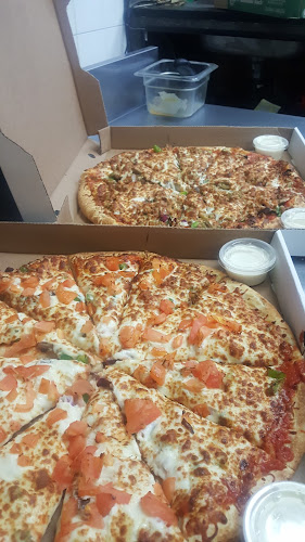 Bruno's Pizza and wings - Hamilton