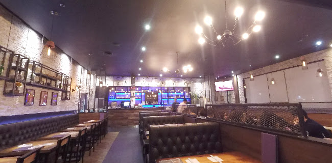 3235 Hwy 7 #23-26, Markham, ON L3R 3P9