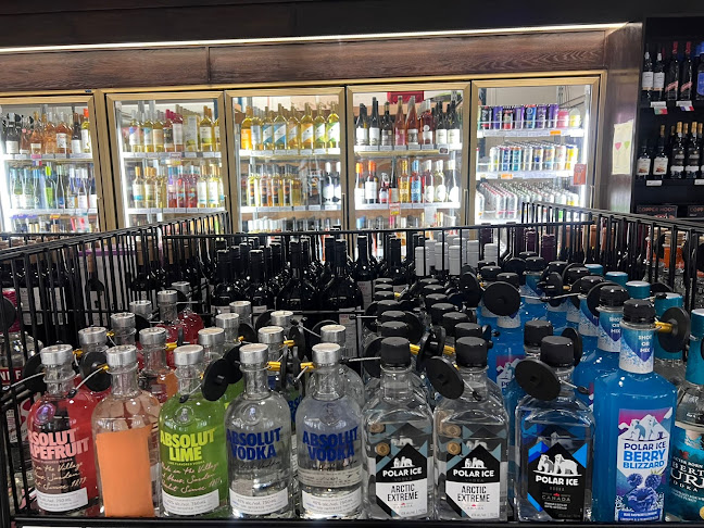 Comentarii opinii despre Shaughnessy Beer & Wine Store