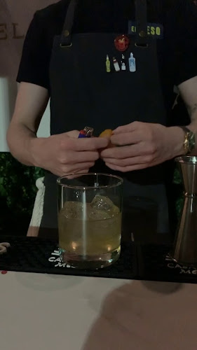 Opinii despre EL BESO în Edmonton - Hospitality and gastronomy