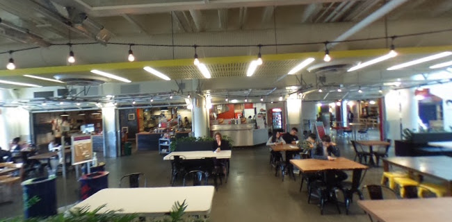 Pamola Bakery & Deli - Hospitality and gastronomy