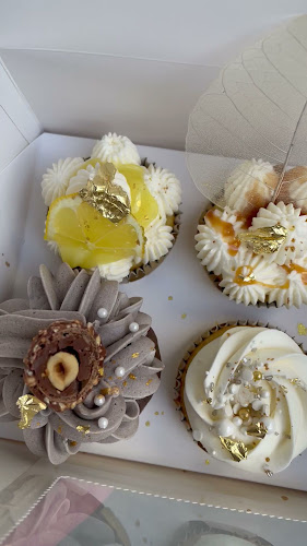 Opinii despre Vanilla & HoneyBee Custom Cakes Appointment Only* în Abbotsford - Hospitality and gastronomy