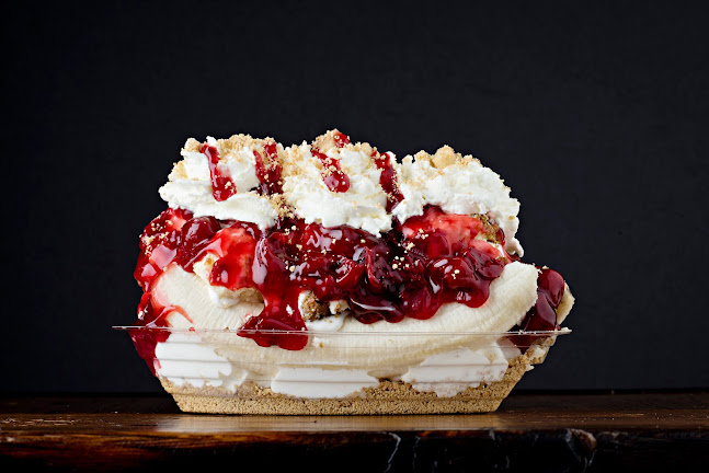 Opinii despre Hollywood Cone în Whitby - Hospitality and gastronomy