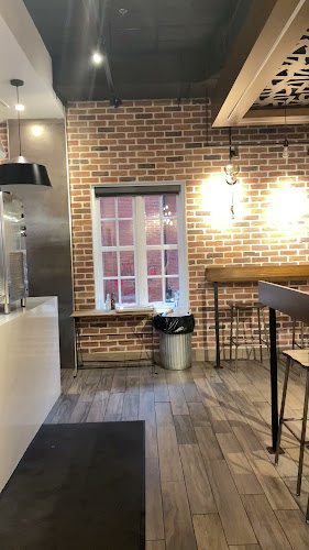 75 St Nicholas St #104, Toronto, ON M4Y 0A5