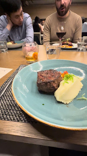 Opinii despre Bymark în Toronto - Hospitality and gastronomy