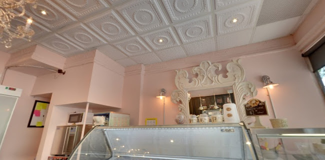 176 Hampton Ave, Toronto, ON M4K 2Z1