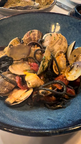 Comentarii opinii despre Fanny Bay Oyster Bar & Shellfish Market