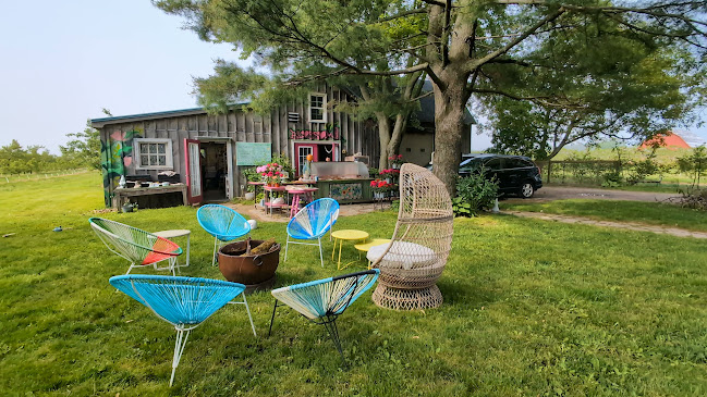 2323 Honsberger Ave, Lincoln, ON L0R 1S0