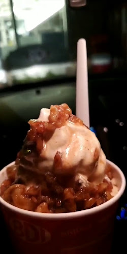 Opinii despre BDI (Bridge Drive-In) în Winnipeg - Hospitality and gastronomy