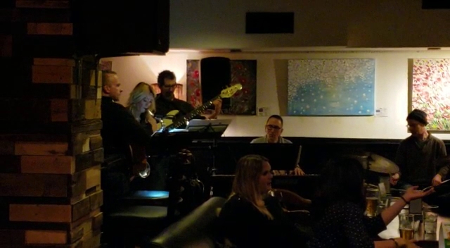 Opinii despre The Tilted Dog Pub & Kitchen în Toronto - Hospitality and gastronomy