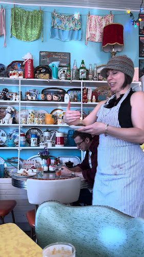 Opinii despre The Bag Lady Variety în London - Hospitality and gastronomy