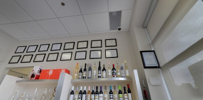 Opinii despre Vin Bon Vaughan în Maple - Hospitality and gastronomy