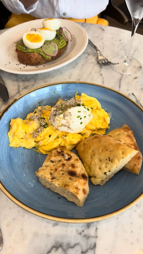 Oretta King West - Hospitality and gastronomy