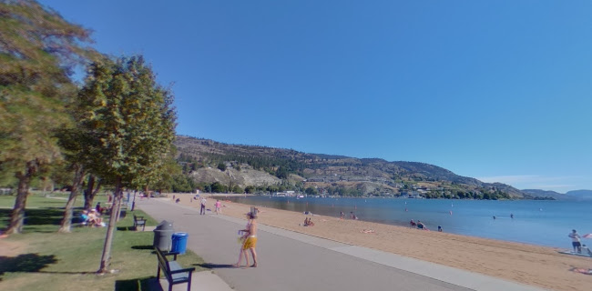 3798 Parkview St, Penticton, BC V2A 3W4