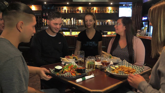 Opinii despre The Dock On Princess în Brandon - Hospitality and gastronomy