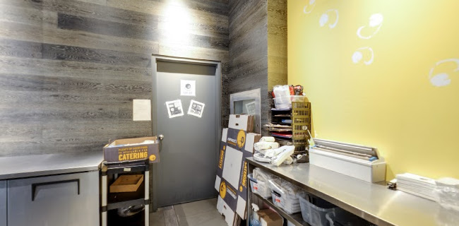 30 Adelaide St E, Toronto, ON M5C 3G6