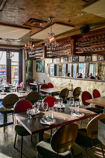 La Vecchia Restaurant Uptown