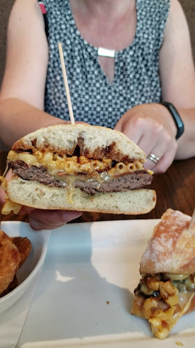 Opinii despre Downie Street Burgers în Stratford - Hospitality and gastronomy