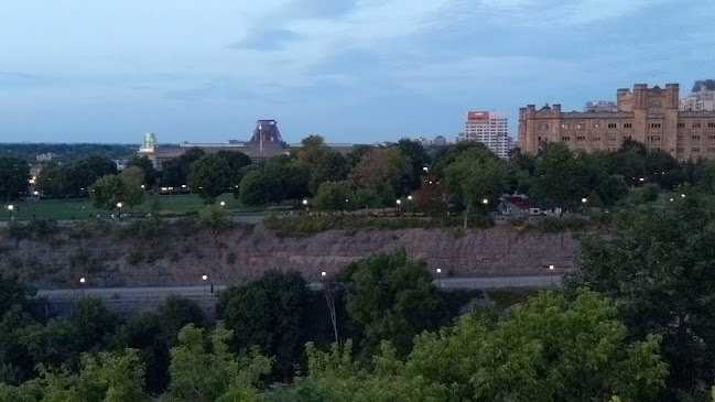 D'Arcy McGee's - Hospitality and gastronomy