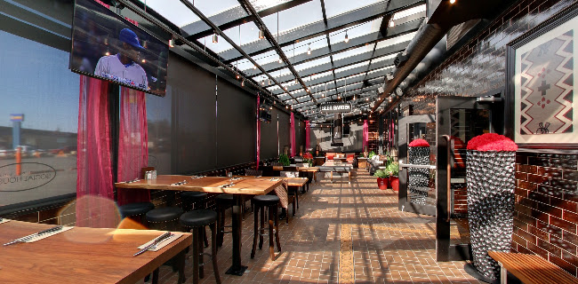 Browns Socialhouse Brandon - Hospitality and gastronomy