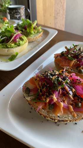 Opinii despre Buka Maranga Cafe & Catering în Mississauga - Hospitality and gastronomy