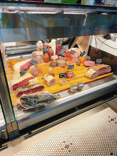 Opinii despre Sebastian & Co Fine Meats (Downtown) în Vancouver - Hospitality and gastronomy