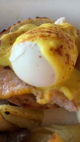 Opinii despre Johnny Pastrami's Breakfast & Lunch în St. Catharines - Hospitality and gastronomy