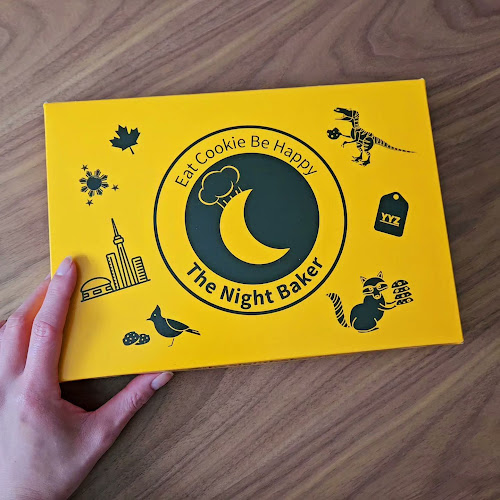 825 College St, Toronto, ON M6G 1C9