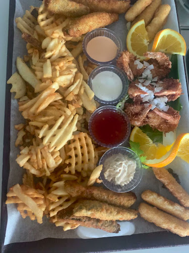 92 George St N, Peterborough, ON K9H 1A4