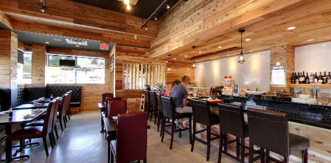 1995 Lonsdale Ave, North Vancouver, BC V7M 2K3