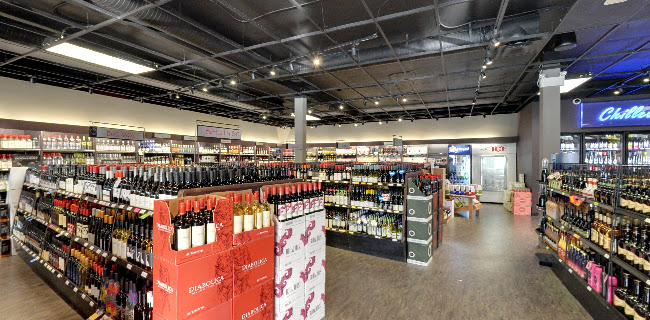 Salmon Arm Liquor Store - Hospitality and gastronomy