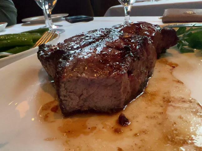 Opinii despre Gotham Steakhouse & Cocktail Bar în Vancouver - Hospitality and gastronomy