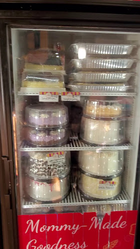 Daisee's Bakeshop - Surrey