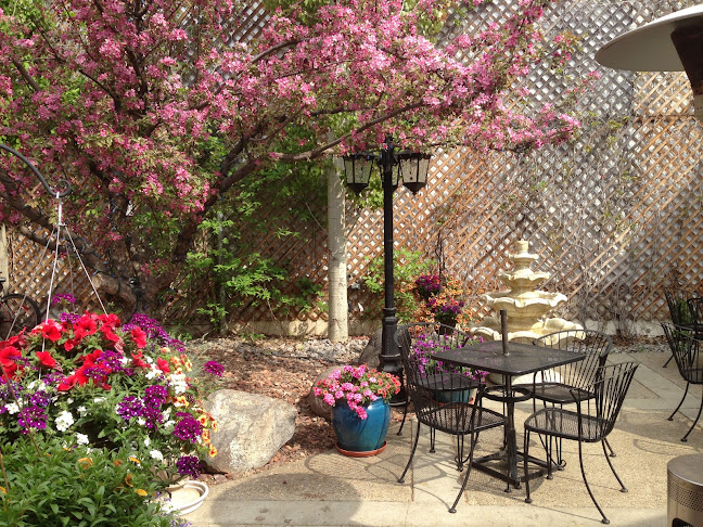 Opinii despre Vi's For Pies în Edmonton - Hospitality and gastronomy