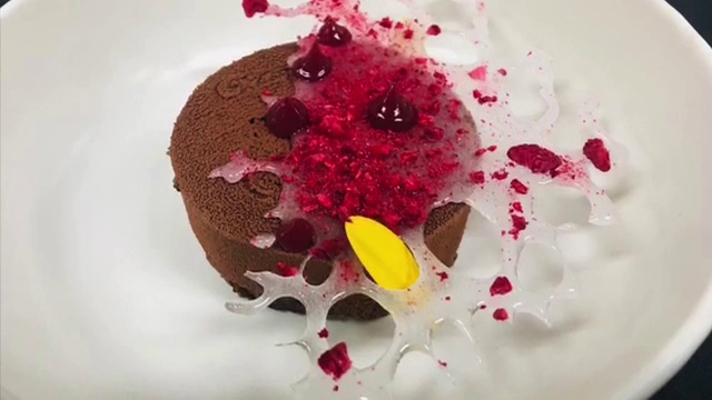 Opinii despre WOW! Factor Desserts Bakery & Retail Outlet în Sherwood Park - Hospitality and gastronomy