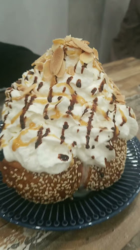 Snowday Bingsu Cafe - Hospitality and gastronomy