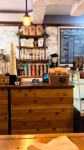 Republica Coffee Roasters Cloverdale