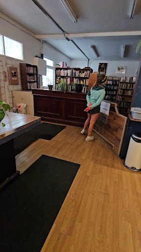 Loophole Coffee Bar - Hospitality and gastronomy